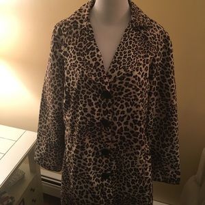 Chico’s long leopard print jacket, button closure